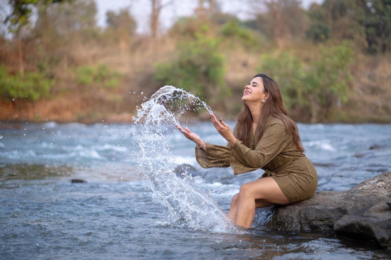U Rivergate Karjat Kültér fotó
